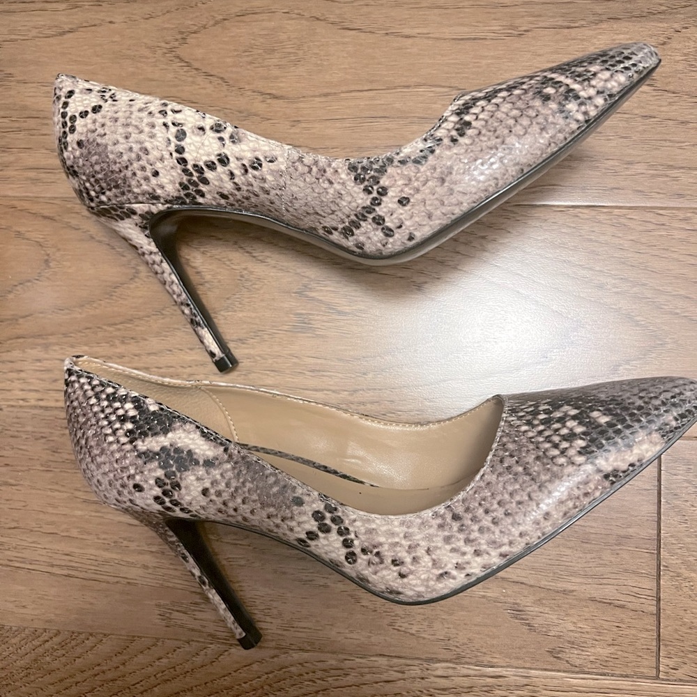 Banana Republic Heels